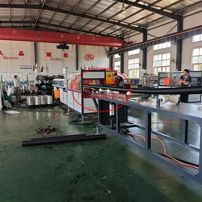 Máquina de tubo corrugado de 40-110 mm, molde de aluminio de alta velocidad, línea de extrusión de tubo corrugado DWC de un sólo recinto de PVC PE PP